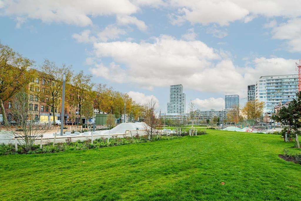 Stijlvol Hoek Appartement Antwerpen Buitenkant foto